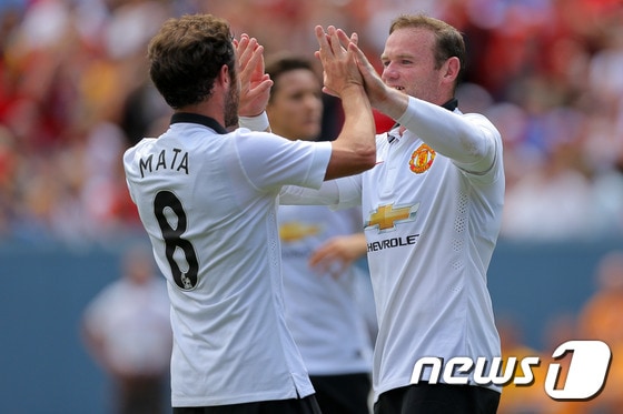 맨유 웨인 루니와 후안 마타. ⓒ AFP=News1