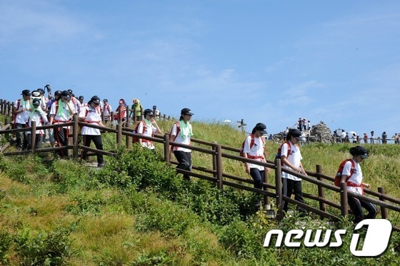  백두대간 산림생태탐방 2015.7.6/뉴스1 ⓒ News1