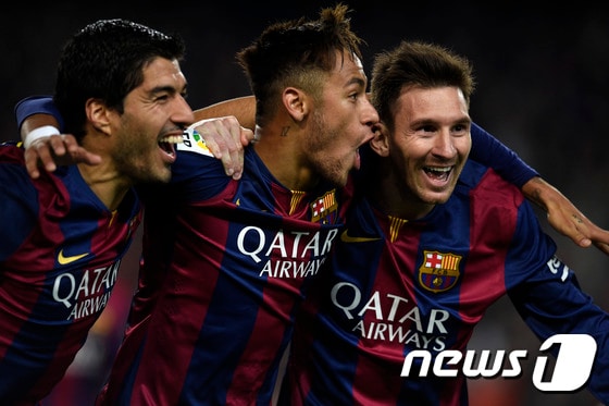바르셀로나의 공격을 이끄는 삼각편대 루이스 수아레스, 네이마르, 리오넬 메시(왼쪽부터)의 모습. ⓒ AFP=News1
