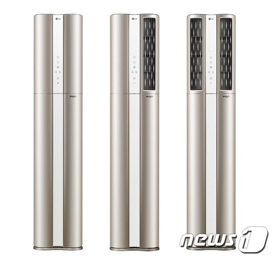 제품 전면 상단에 탑재한 두 개의 냉기 토출구를 각각 제어할 수 있는 ‘휘센 듀얼 에어컨&acute; 제품 이미지.(LG전자 제공)ⓒ News1