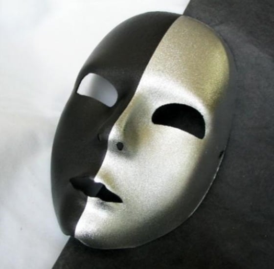 흑과 백, 그 어디에서 속하지 않는 그레이존의 의미는 무엇일까?