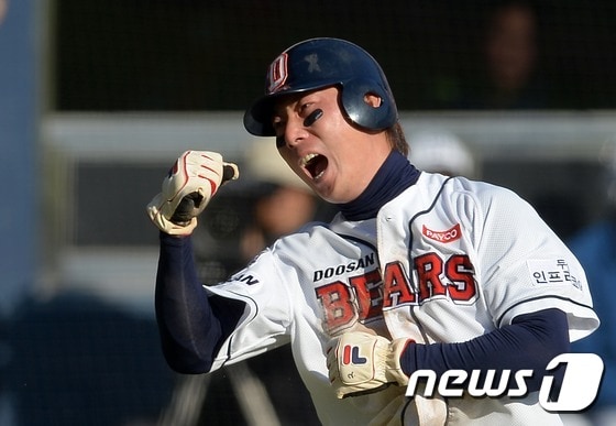 7일 현재 두산 베어스 고영민만이 유일하게 계약하지 못한 FA로 남았다. 두산은 그와 협상테이블을 다시 차릴 계획이다. ⓒ News1 양동욱 기자
