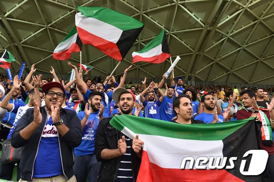 한때 아시아 정상급 기량을 과시했던 쿠웨이트 축구가 부활을 노리고 있다. ⓒ AFP=News1