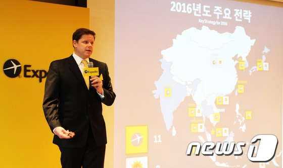 익스피디아가 25일 '2016 미디어 컨퍼런스'에서 내년에 한국 법인을 설립한다고 밝혔다. 익스피디아 아시아 조나단 싱클레어 닐 CEO는 "한국법인은 마케팅, 고객지원 등 한국 소비자 편의를 강화해 나갈 계획"이라고 밝혔다. 2015.11.25/뉴스1트래블 ⓒ News1 travel 조용식 기자