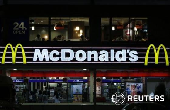 일본 도쿄의 한 맥도날드 매장. ⓒ 로이터=뉴스1