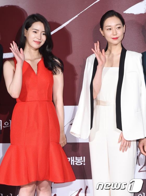 14일 오전 서울 건대 롯데시네마에서 열린 영화 ‘간신’ 제작발표회에 참석한 임지연(왼쪽), 이유영ⓒ News1 권현진 기자