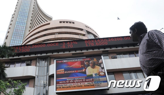인도 뭄바이의 봄베이증권거래소(BSE). ⓒ AFP=뉴스1