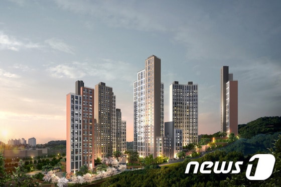 2일 대림산업은 6월 중순부터 강원 삼척시 교동 산 145번지 일대에 들어는 ‘e편한세상 삼척교동’ 723가구의 분양을 시작한다고 밝혔다. 사진은 e편한세상 삼척교동 투시도. (사진제공=대림산업) 2015.06.02/뉴스1 ⓒ News1 서근영 기자