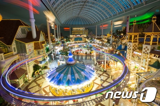 롯데월드 어드벤처 실내 전경(롯데렌터카 제공)ⓒ News1