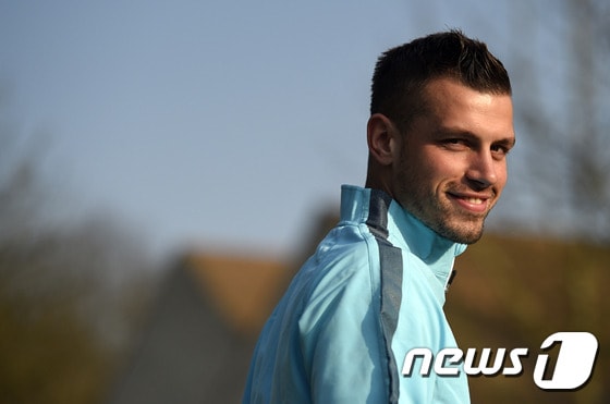 맨유행이 임박한 슈나이덜린 ⓒ AFP=News1