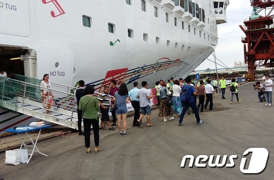 지난 7월 9일 인천항으로 입항한 중화태산호 모습. 사진제공-관광공사ⓒ News1