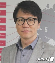 광주과학기술원 환경공학부 최희철(53)교수. 최 교수는 영국 왕립화학회가 발간하는 융합공학 분야 국제학술지인 RSC Advances의 부편집장(Associate Editor)에 위촉됐다. (광주과학기술원 제공) 2015.08.10/뉴스1 ⓒ News1 신채린 기자