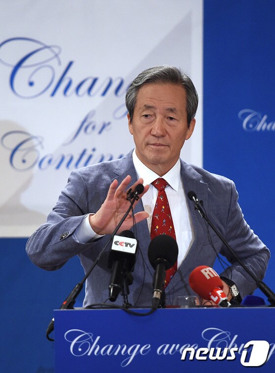 차기 FIFA 회장 선거 출마를 선언한 정몽준 대한축구협회 명예회장. ⓒ AFP=News1