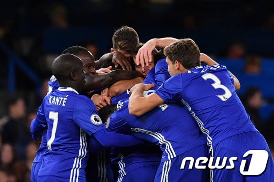 첼시가 본머스를 3-0으로 완파하고 창단 후 최다인 12연승을 질주했다. ⓒ AFP=News1