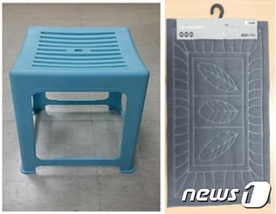 한국소비자원이 환급 권고를 한 '플라스틱 사각의자'(왼쪽)와 '도어매트'. 사진제공=한국소비자원 ⓒ News1