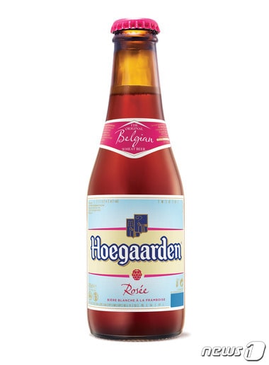 ⓒ News1 오비맥주가 여름 성수기를 앞두고 국내 맥주시장에 '호가든 로제(Hoegaarden Ros&eacute;e)' 250ml 병제품을 출시한다.