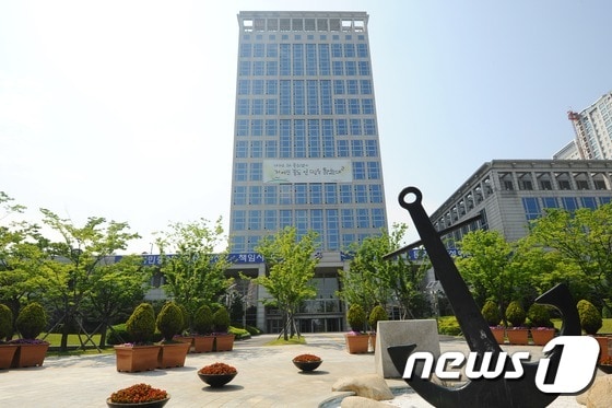 부산 시청사. 2016.5.30/뉴스1 ⓒ News1 박기범 기자
