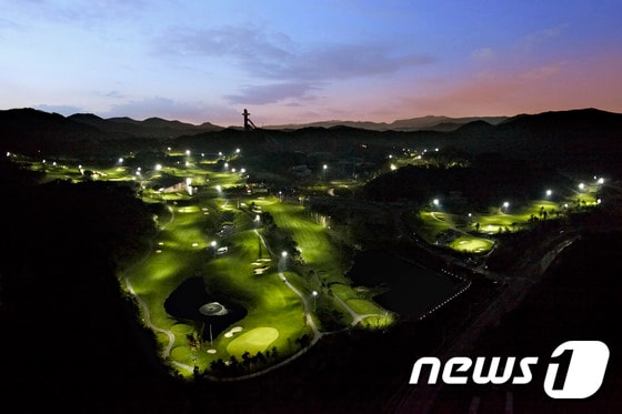 알펜시아700골프클럽 야간라운딩(평창알펜시아)ⓒ News1 신효재 기자