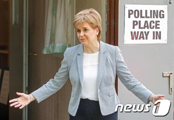 니콜라 스터전 스코틀랜드 자치정부 수반ⓒ AFP=뉴스1