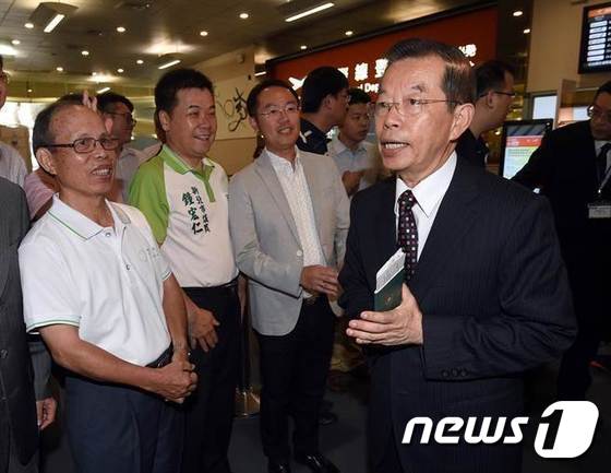셰창팅 신임 일본 주재 대만대표부  대표가 9일(현지시간) 일본으로 출국했다. (사진출처=차이나타임스) ⓒ뉴스1