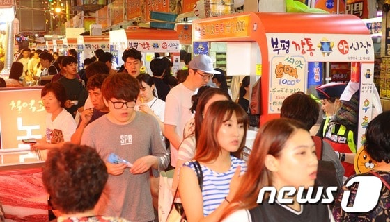 부평깡통시장 먹거리 동선을 따라 걷기 좋은 시장 골목 풍경