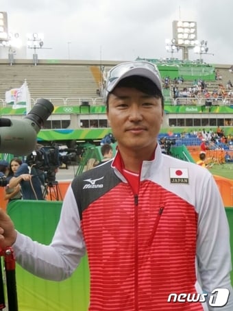 리우데자네이루 양궁장에서 만난 일본 양궁 대표팀의 김청태 감독. / 뉴스1 ⓒ News1