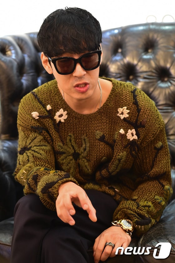 고태용 디자이너가 최근 서울 강남구 신사동 비욘드 클로젯 사무실에서 뉴스1과 인터뷰를 하고 있다. /뉴스1 ⓒ News1 박재만 인턴기자