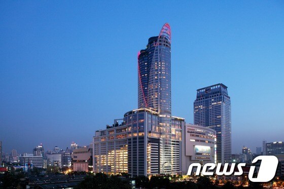 방콕 최대 쇼핑몰 센트럴 월드과 연결된 센타라 그랜드 호텔(사진제공=센타라 호텔 앤 리조트)ⓒ News1