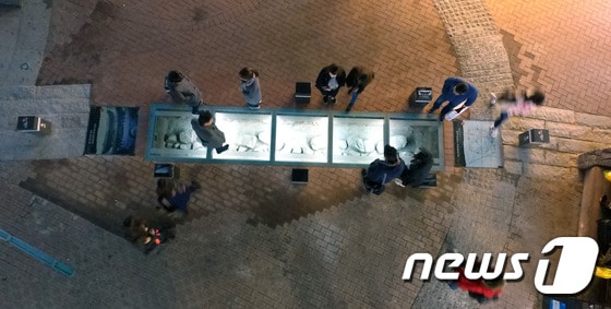 22일 대구 중구는 사라진 대구읍성을 거리박물관으로 시민들에게 공개했다. /사진제공=대구 중구 ⓒ News1