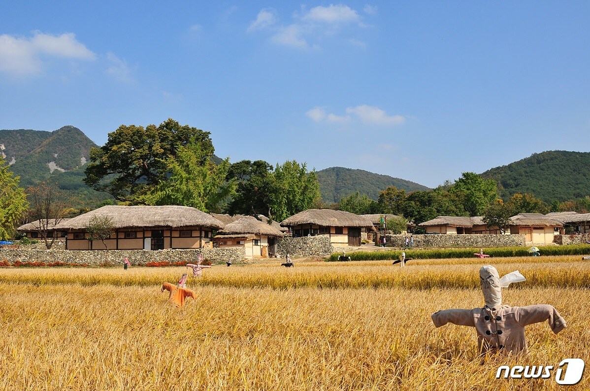 충남 아산 외암민속마을의 가을 풍경.ⓒ News1