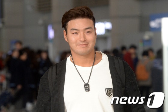 2016시즌 아쉬움을 남긴 박병호(미네소타 트윈스)는 겨우내 타격폼을 바꾸며 2017시즌을 대비했다. 2017.2.2/뉴스1 ⓒ News1 황기선 기자