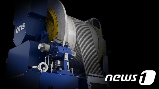 오티스 엘리베이터 '셀프-클라이밍 스카이빌드' 권상기. ⓒ News1