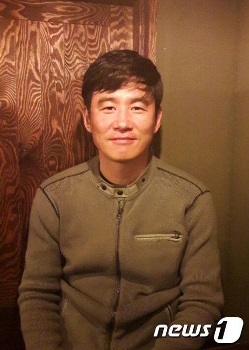 해설위원으로 변신한 박건하 전 서울 이랜드 감독. ⓒ News1