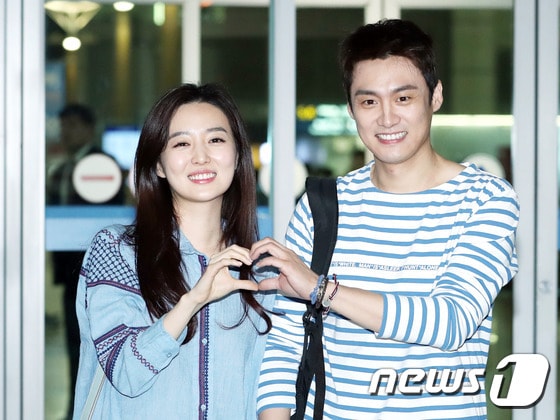 방송인 김소영(왼쪽)과 오상진 ⓒ News1