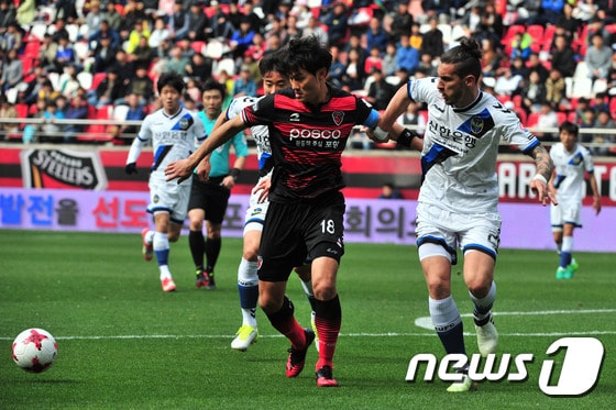 K리그가 유‧무선 통합플랫폼 환경을 구축, 축구 팬들에게 보다 쉽고 빠르게 다양한 서비스를 제공한다. ⓒ News1