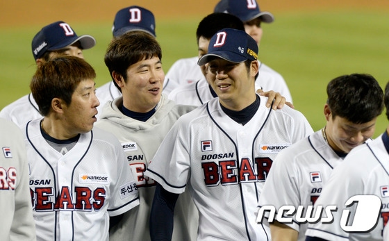 두산 베어스의 장원준이 8이닝 무실점 역투로 승리를 이끌었다./뉴스1 DB ⓒ News1 안은나 기자