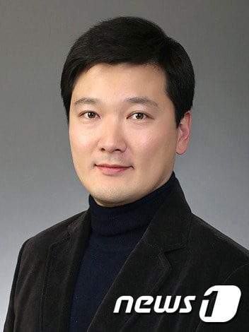 포스텍 물리학과 김범준 교수./사진제공=포스텍ⓒ News12017.5.18/뉴스1