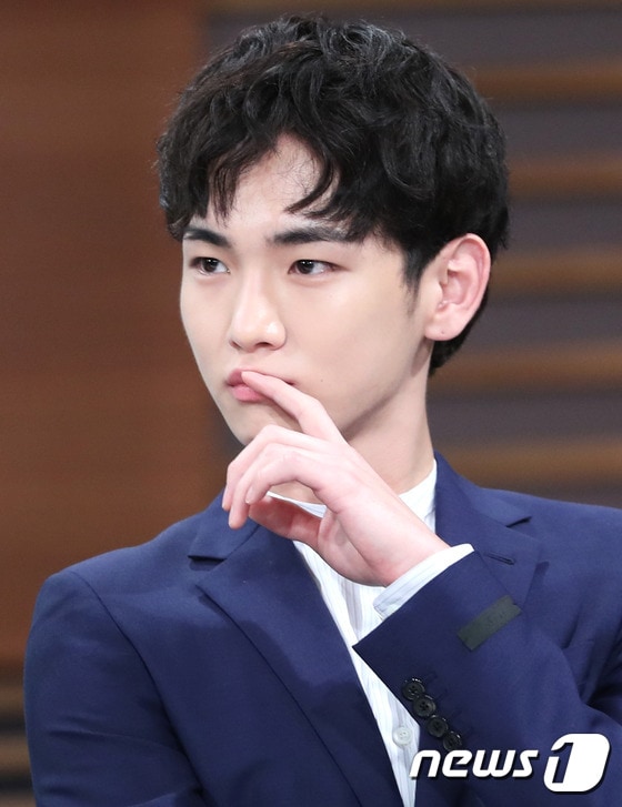 샤이니 키가 19일 오후 서울 상암 MBC에서 열린 MBC 드라마 ‘파수꾼’ 제작발표회에 참석해 매력을 발산하고 있다. ⓒ News1 권현진 기자