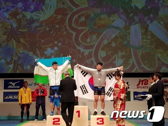 남자 역도 유망주 김성민(20·국군체육부대)이 세계주니어 역도선수권 대회에서 동메달을 수확했다. (대한역도연맹 제공) ⓒ News1