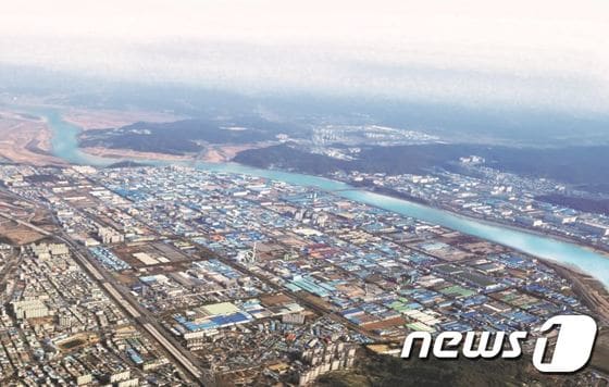 구미국가산업단지 전경(구미시청제공)2017.6.26/뉴스1 ⓒ News1 