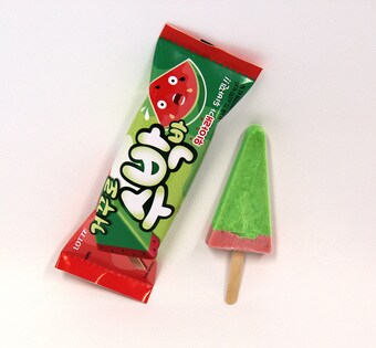 롯데제과 '거꾸로 수박바' ⓒ News1