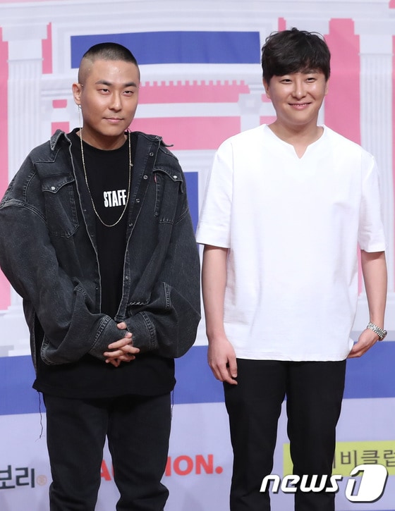 블랙아이드필승 라도(왼쪽), 최규성 ⓒ News1