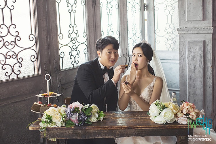라망스튜디오 ⓒ News1 방송인 유상무 김연지 웨딩화보/아이웨딩 제공