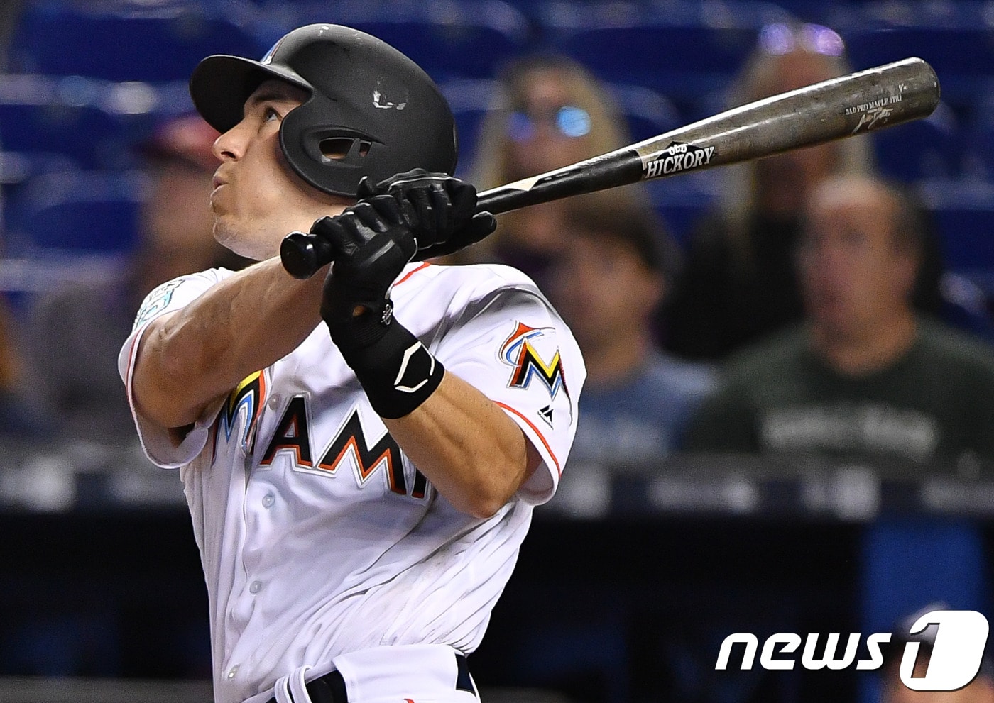 마이애미 말린스 J.T. 리얼무토가 필라델피아 필리스로 트레이드 된다. ⓒ AFP=News1