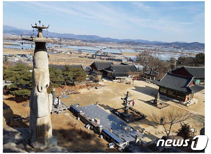 은진미륵 전경ⓒ News1