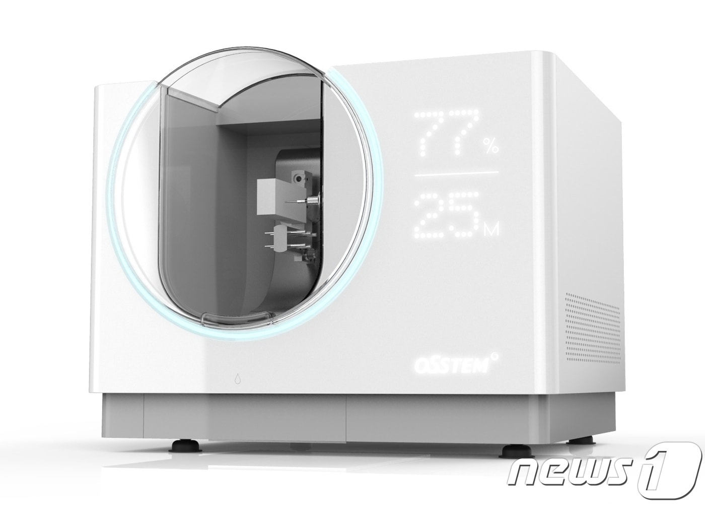 오스템임플란트가 자체 개발한 디지털 덴티스트리 계열 밀링머신 '원밀포엑스(OneMill 4x)'  모습.ⓒ News1