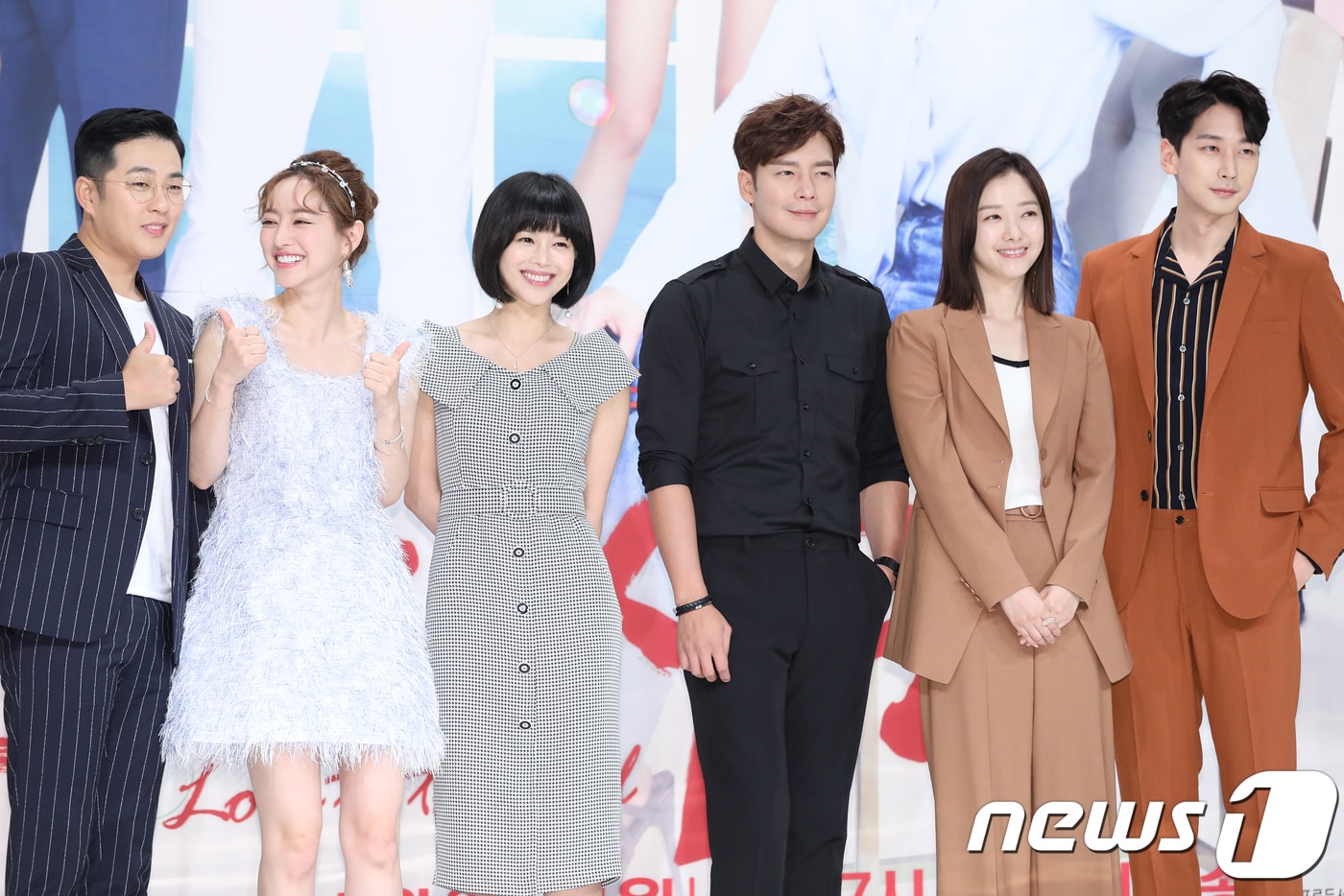 배우 박광현(왼쪽부터), 홍수아, 이영아, 강은탁, 정소영, 심지호 ⓒ News1