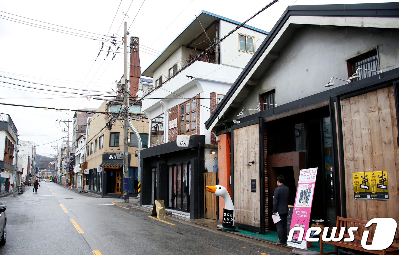 전북 전주시 영화의거리 옆 객리단길 ⓒ News1 임충식 기자