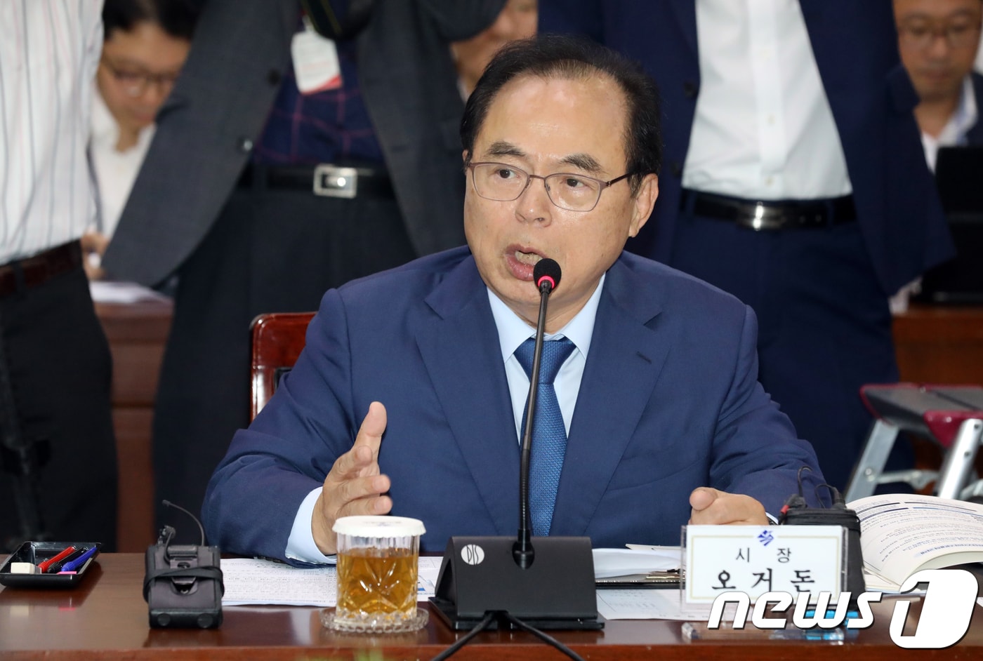 오거돈 부산시장이 지난 12일 오후 부산시청 1층 대회의실에서 열린 &#39;부산광역시 예산정책협의회&#39;에서 모두발언을 하고 있다. 2018.9.12/뉴스1 ⓒ News1 여주연 기자