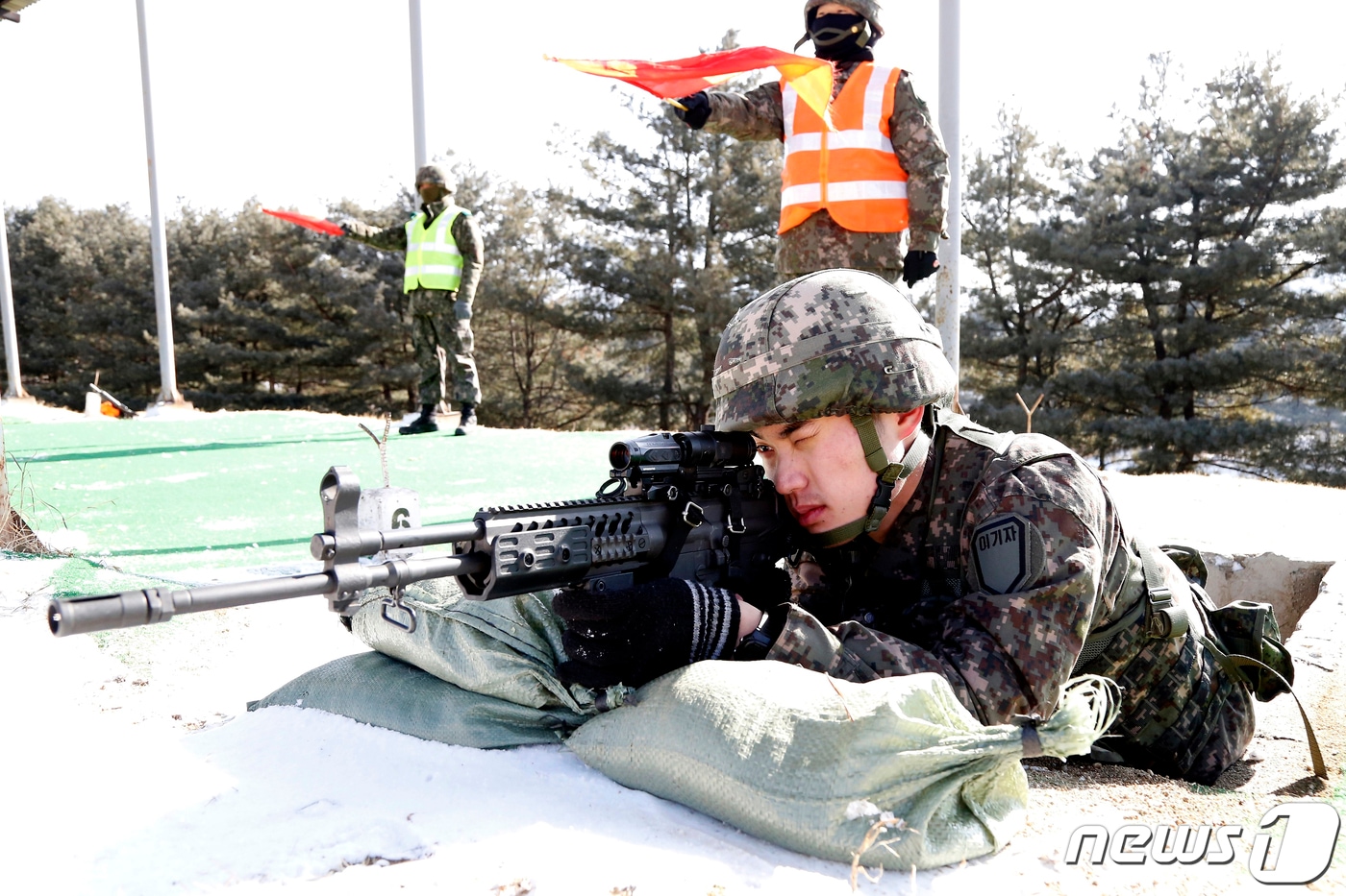 '목숨 건 탄피 찾기' 사라진다…軍, '탄피 100% 회수' 규정 개정 - 뉴스1